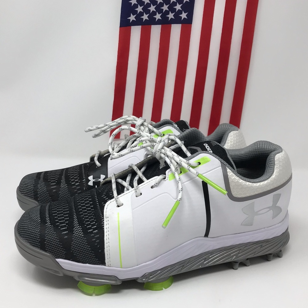 Under Armour Womens UA Tempo Sport Size 5.5.